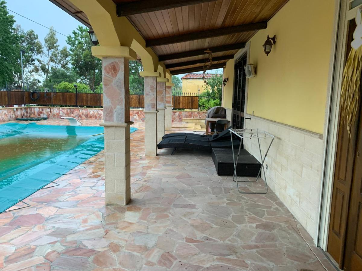 Villa Carmen Кастель-Вольтурно Екстер'єр фото